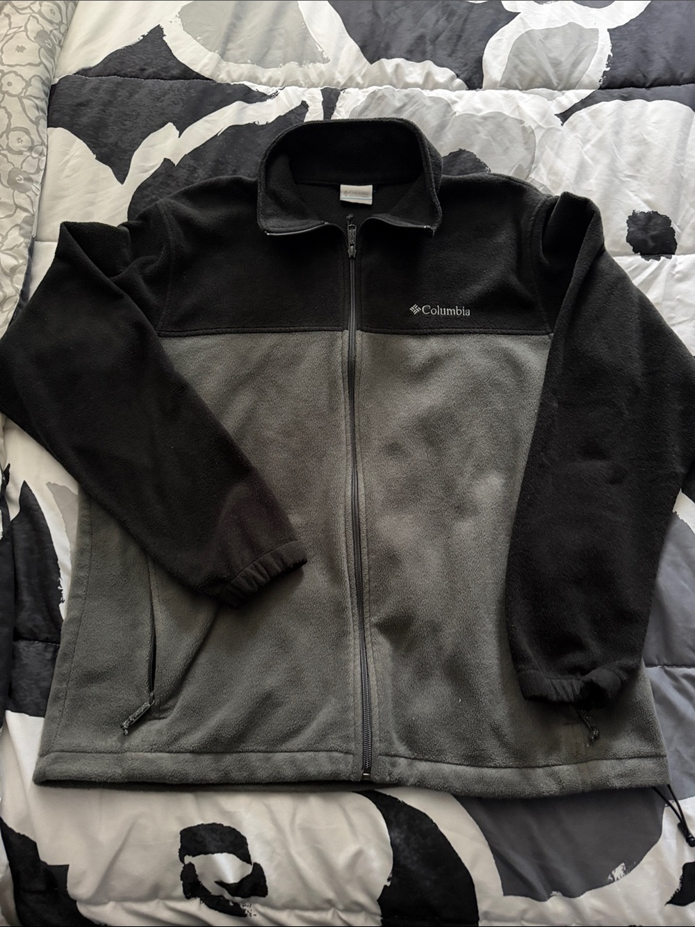 Columbia Men's Black & Gray Full-Zip Fleece Jacket